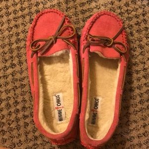 Minnetonka Slippers